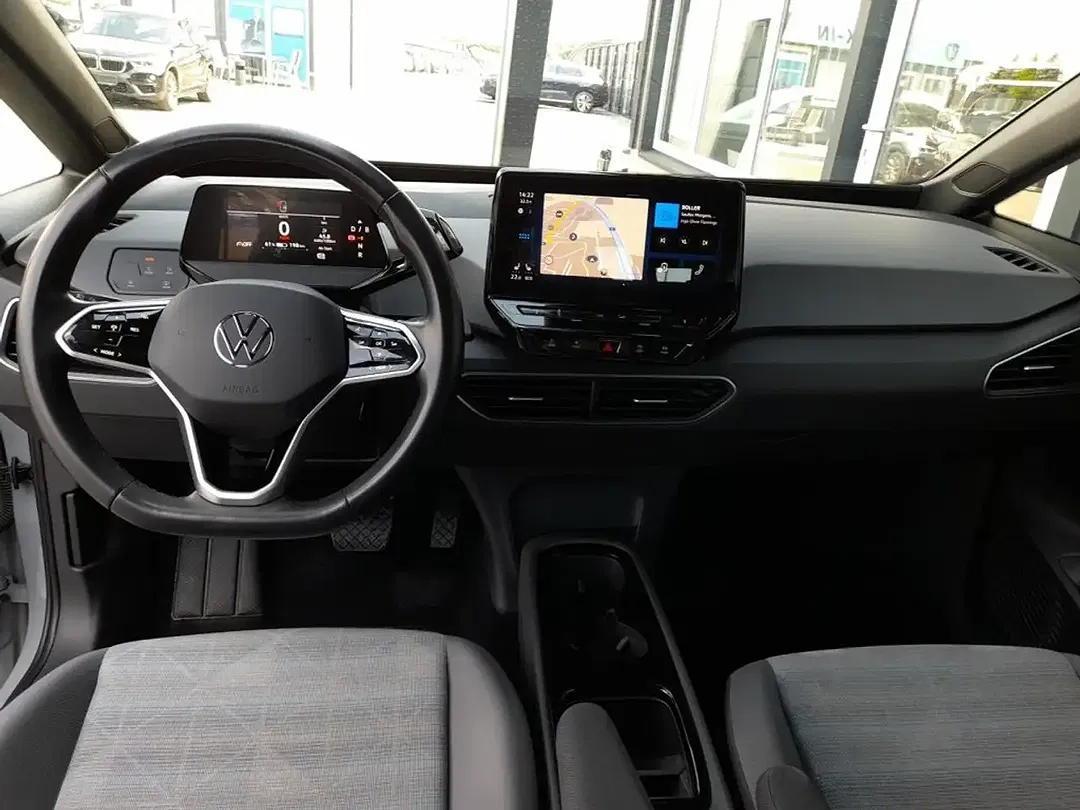 Volkswagen ID.3 Pro - Thumbnail 3
