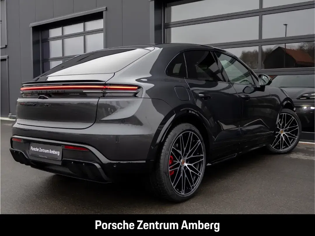 Porsche Macan GTS - Thumbnail 6