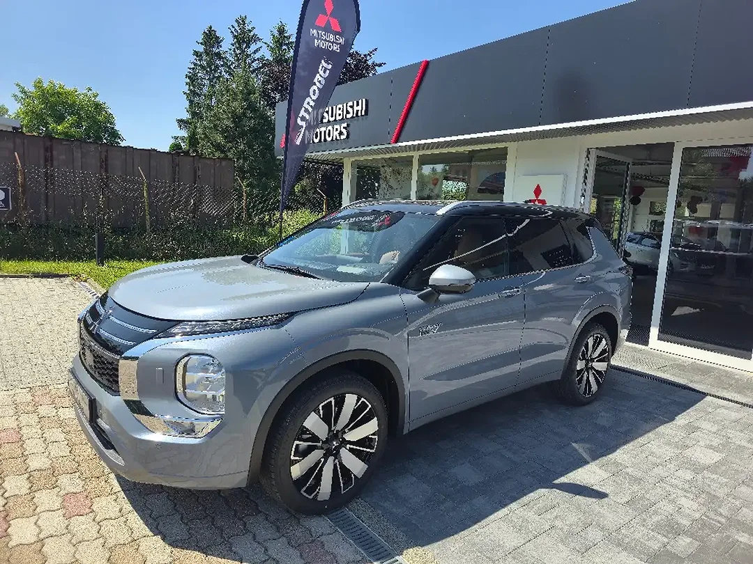 Mitsubishi Outlander 2.4 PHEV Diamant Top - Afbeelding 1