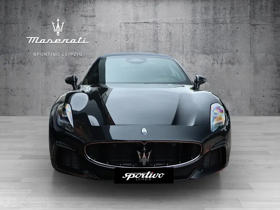 Maserati GranCabrio Trofeo - Thumbnail 3