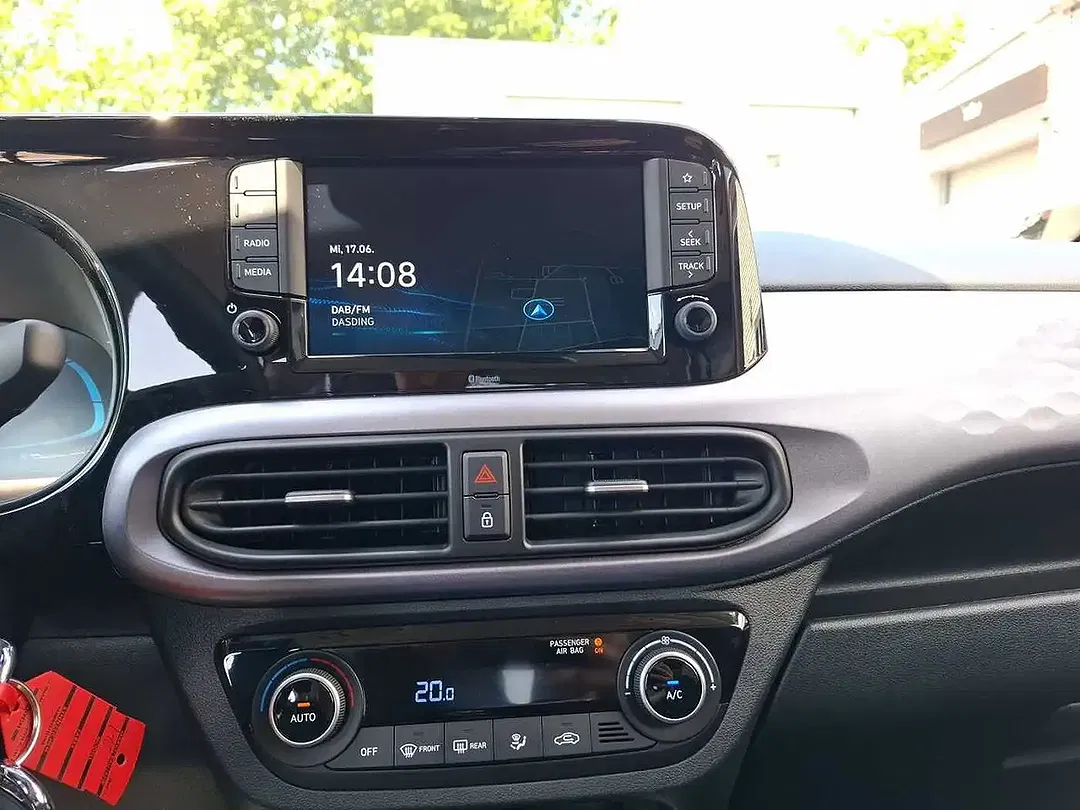 Hyundai i10 1.2 AUT - Thumbnail 9