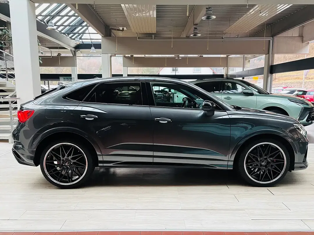 Audi RS Q3 2.5 TFSI quattro - Thumbnail 3