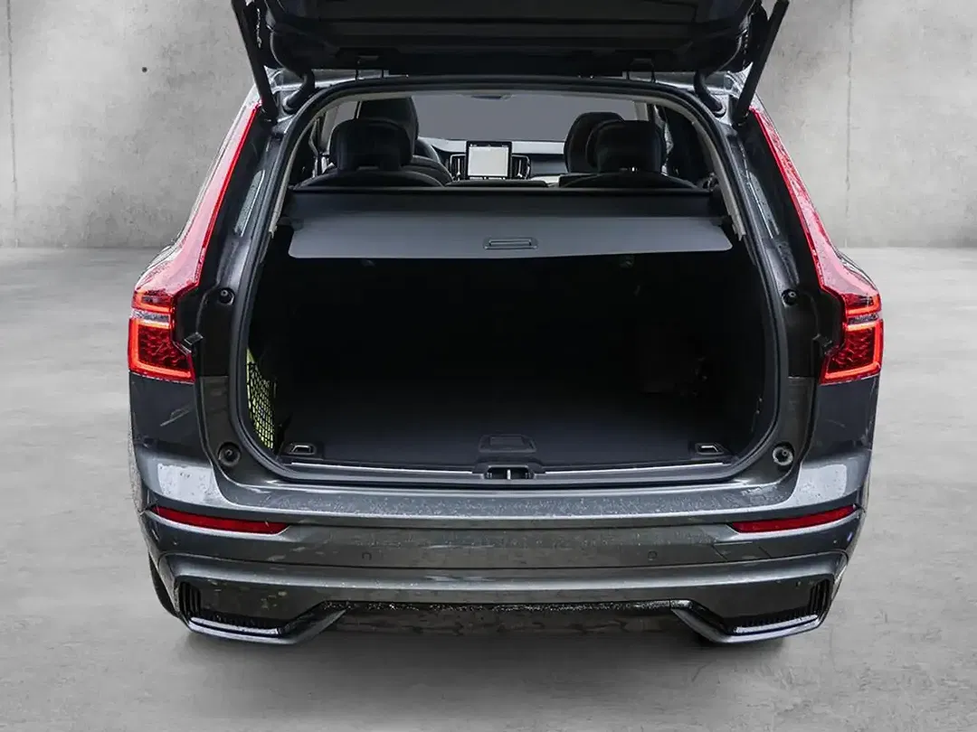 Volvo XC60 B5 AWD Ultra Dark - Thumbnail 8