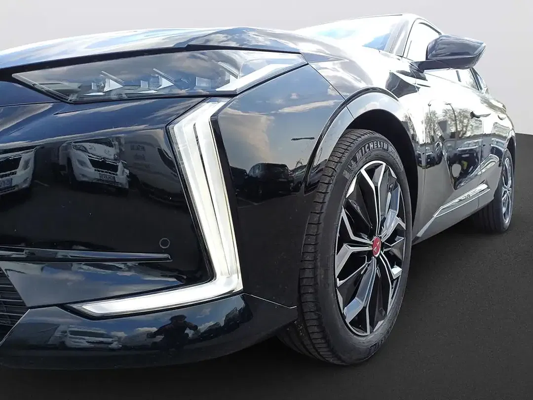 DS Automobiles DS 4 - Thumbnail 8