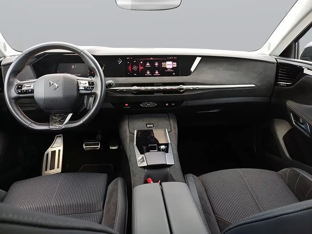 DS Automobiles DS 4 - Thumbnail 9
