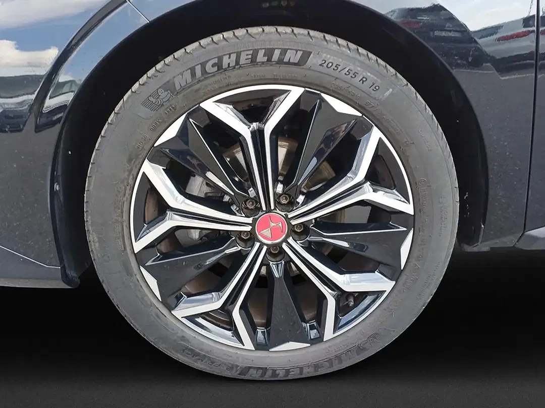 DS Automobiles DS 4 - Thumbnail 7