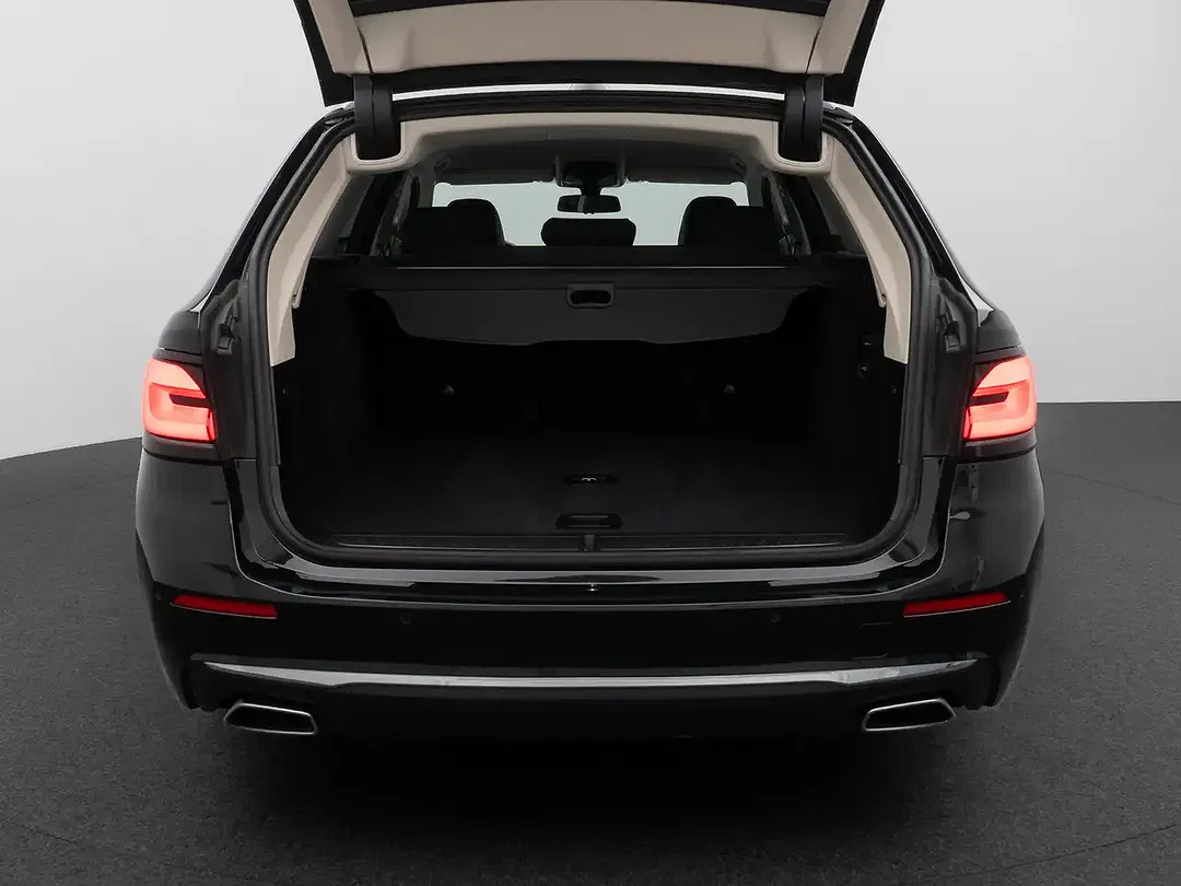 BMW 520 Luxury Line Sport - Thumbnail 13