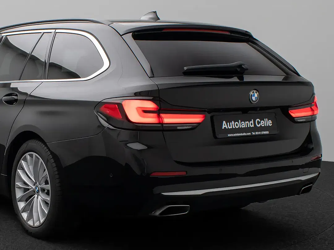 BMW 520 Luxury Line Sport - Thumbnail 16