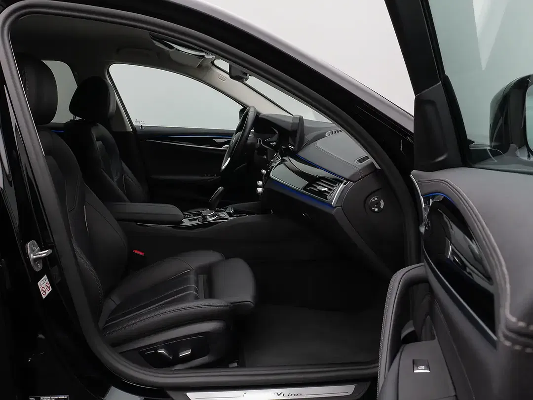 BMW 520 Luxury Line Sport - Thumbnail 24