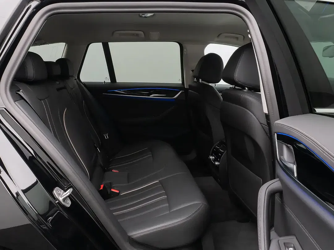 BMW 520 Luxury Line Sport - Thumbnail 26