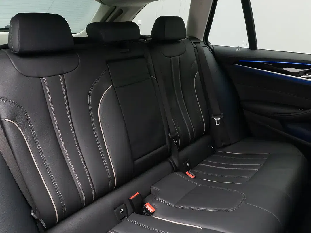 BMW 520 Luxury Line Sport - Thumbnail 29