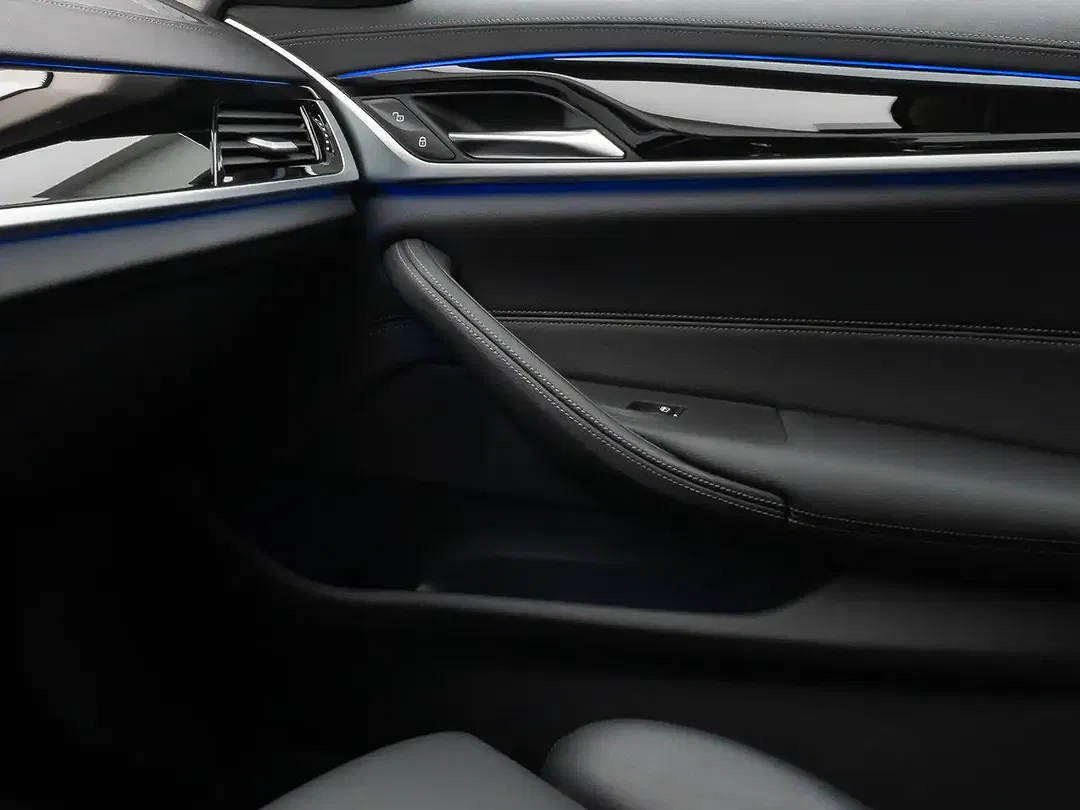 BMW 520 Luxury Line Sport - Thumbnail 33