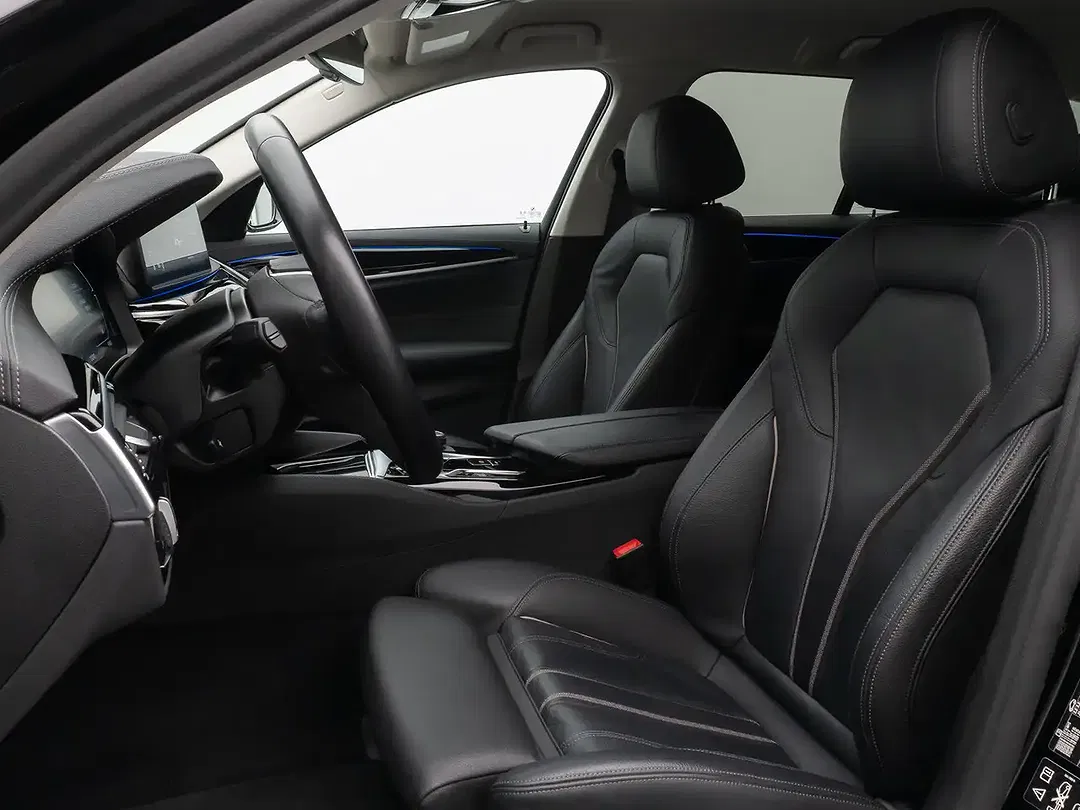 BMW 520 Luxury Line Sport - Thumbnail 34