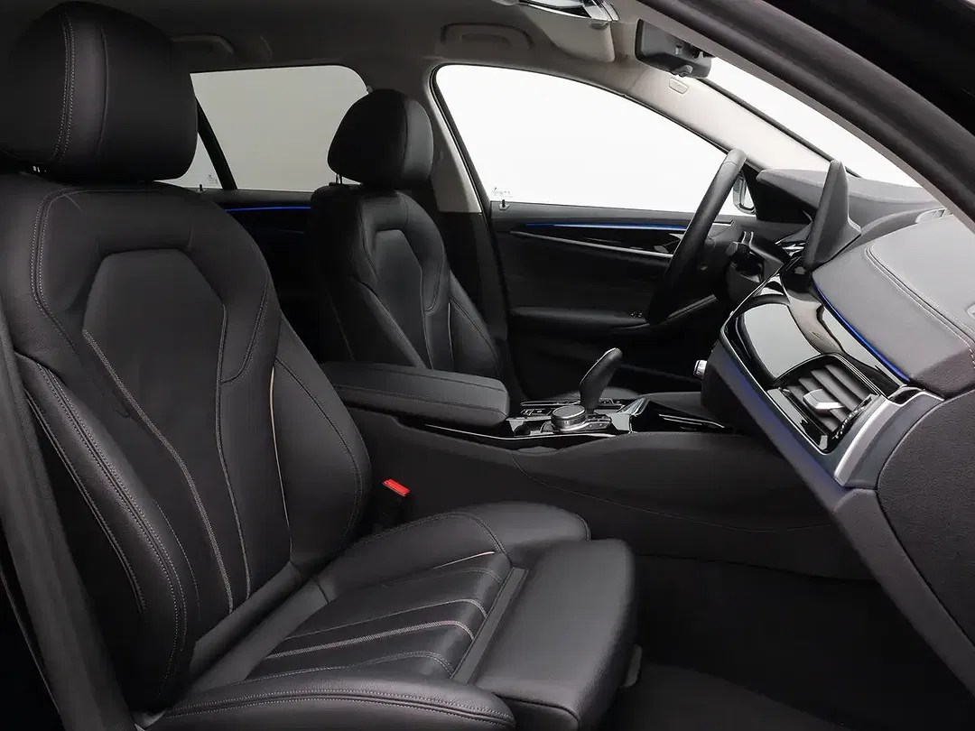 BMW 520 Luxury Line Sport - Thumbnail 35