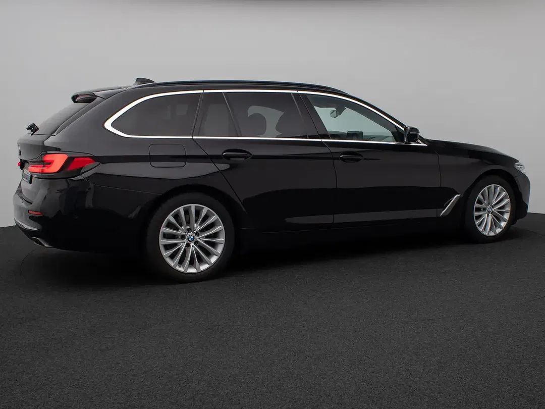 BMW 520 Luxury Line Sport - Thumbnail 5