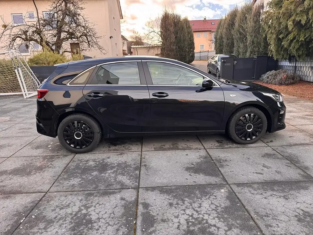 Kia Ceed / cee'd Vision - Thumbnail 6