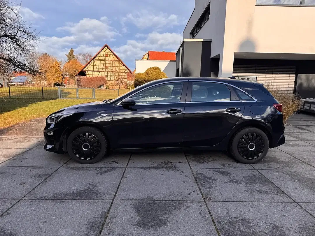 Kia Ceed / cee'd Vision - Thumbnail 8