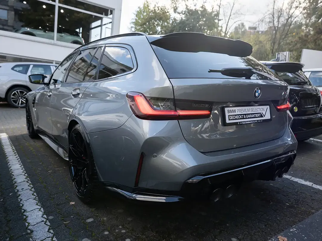 BMW M3 xDrive M Competition Touring - Thumbnail 6