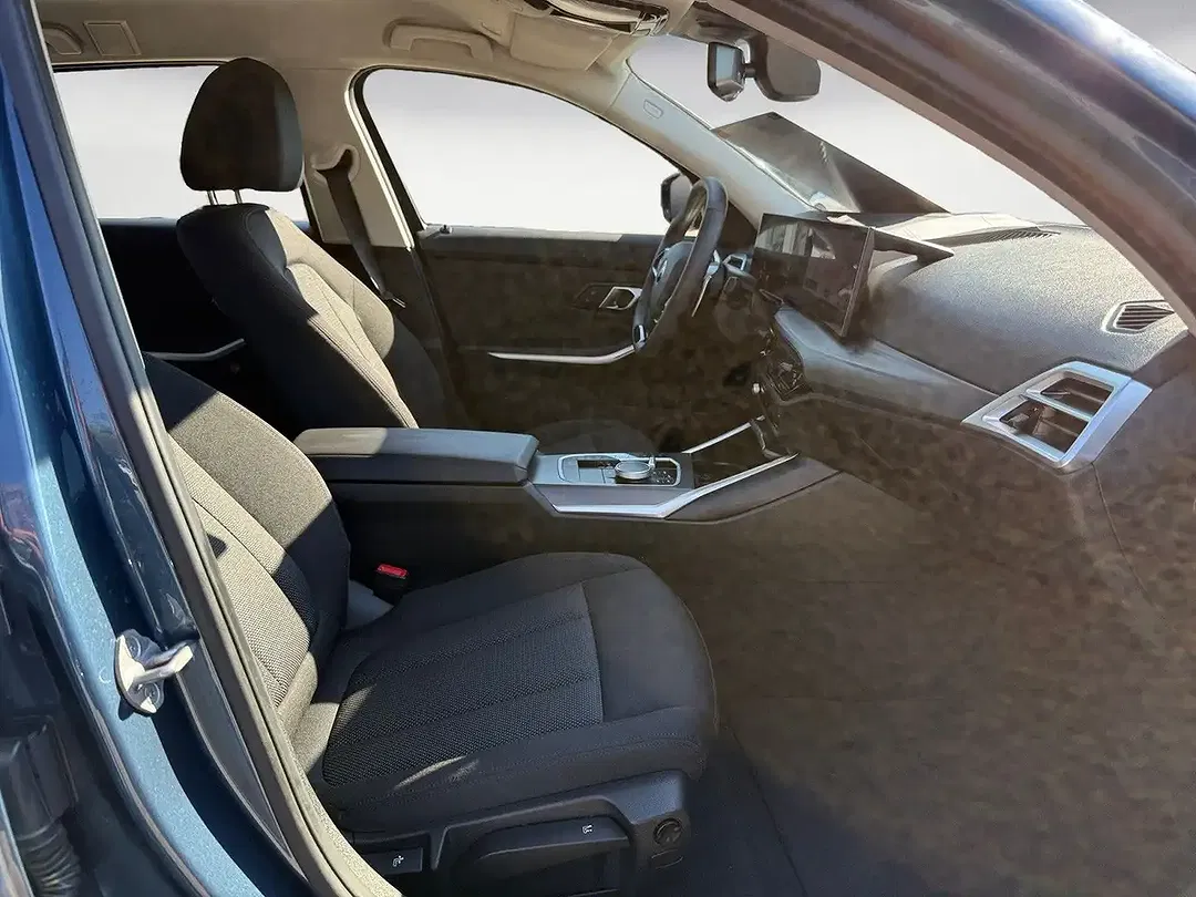 BMW 320 Touring - Thumbnail 12