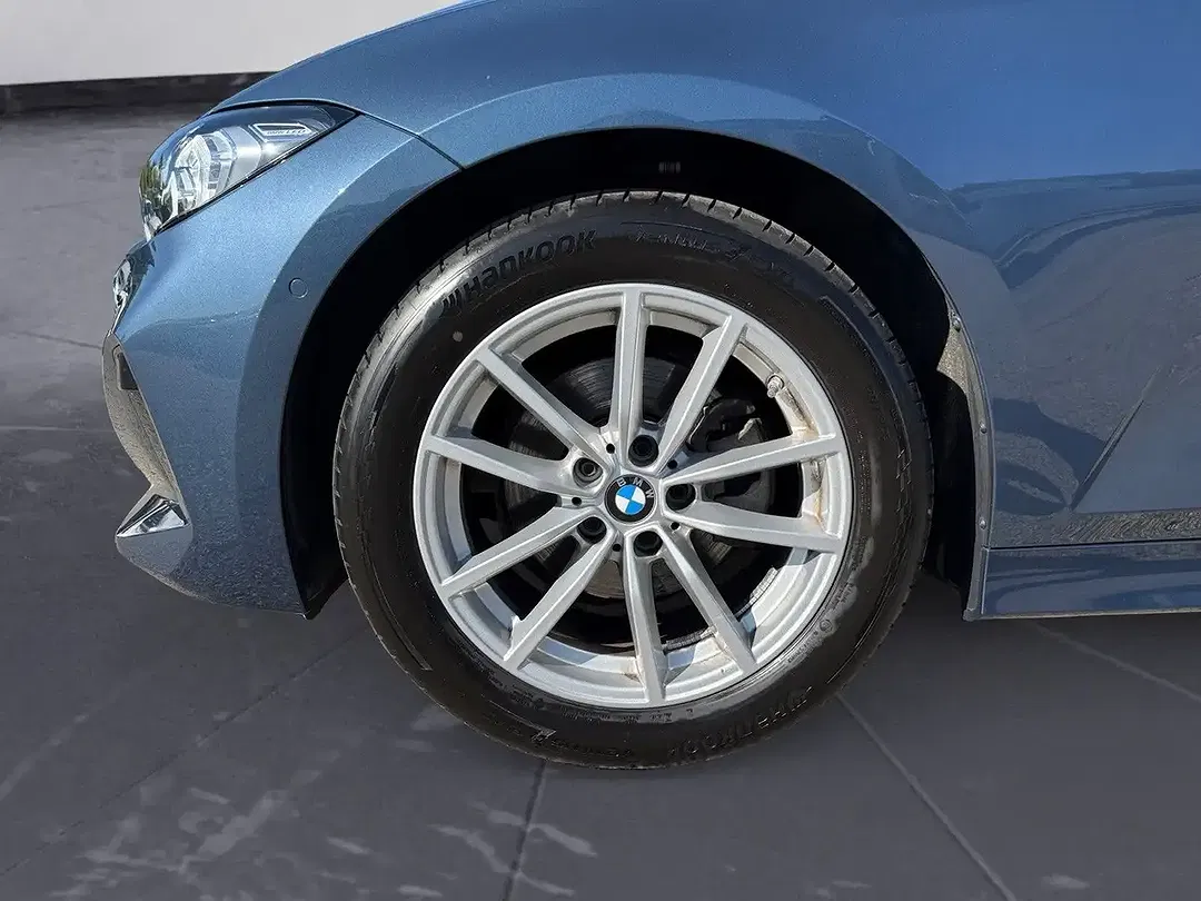 BMW 320 Touring - Thumbnail 6