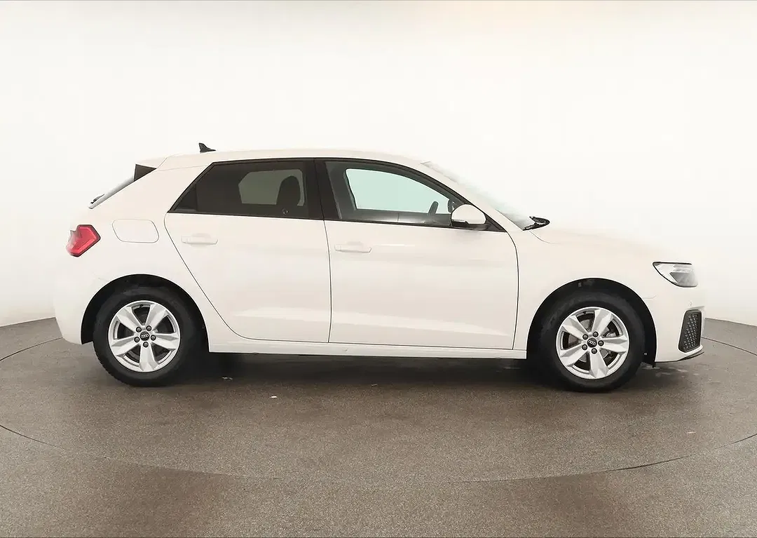 Audi A1 25 TFSI S tronic Sportback - Thumbnail 4
