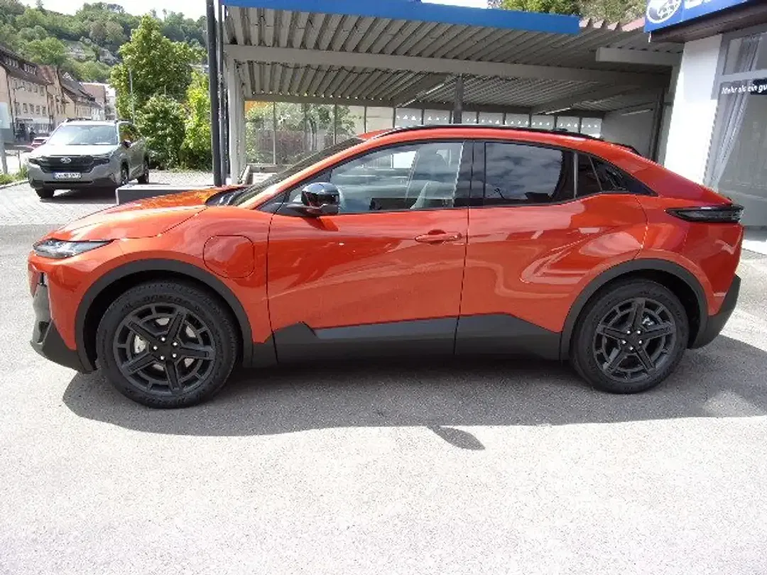 Subaru Uncharted AWD Platinum - foto 2