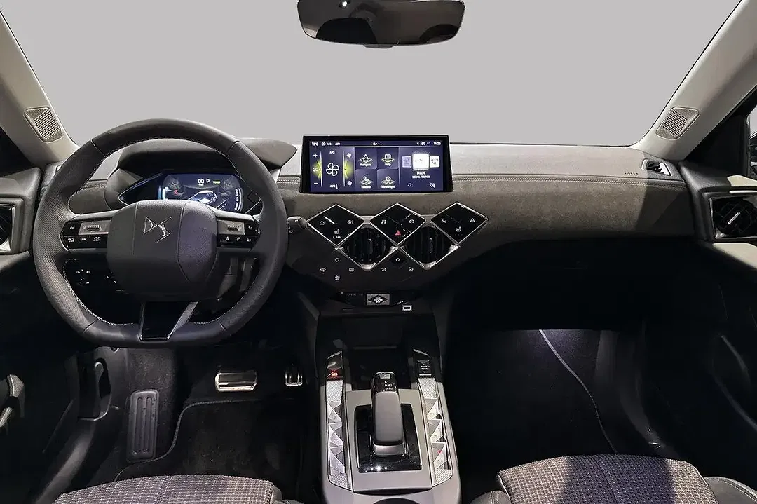 DS Automobiles DS 3 - Thumbnail 10
