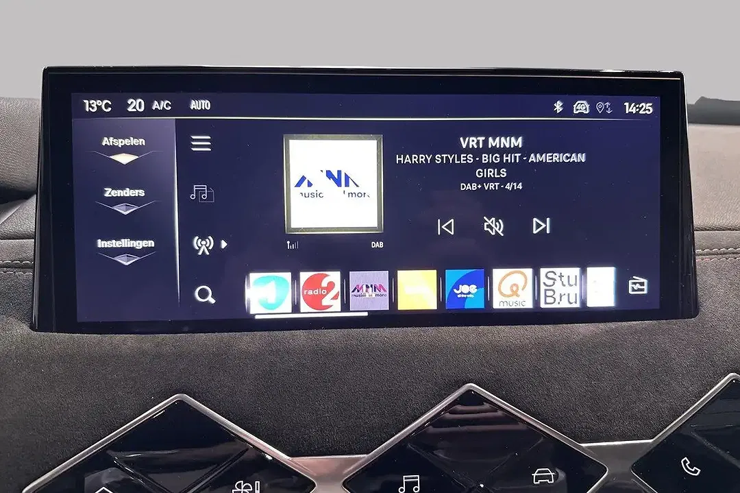DS Automobiles DS 3 - Thumbnail 13