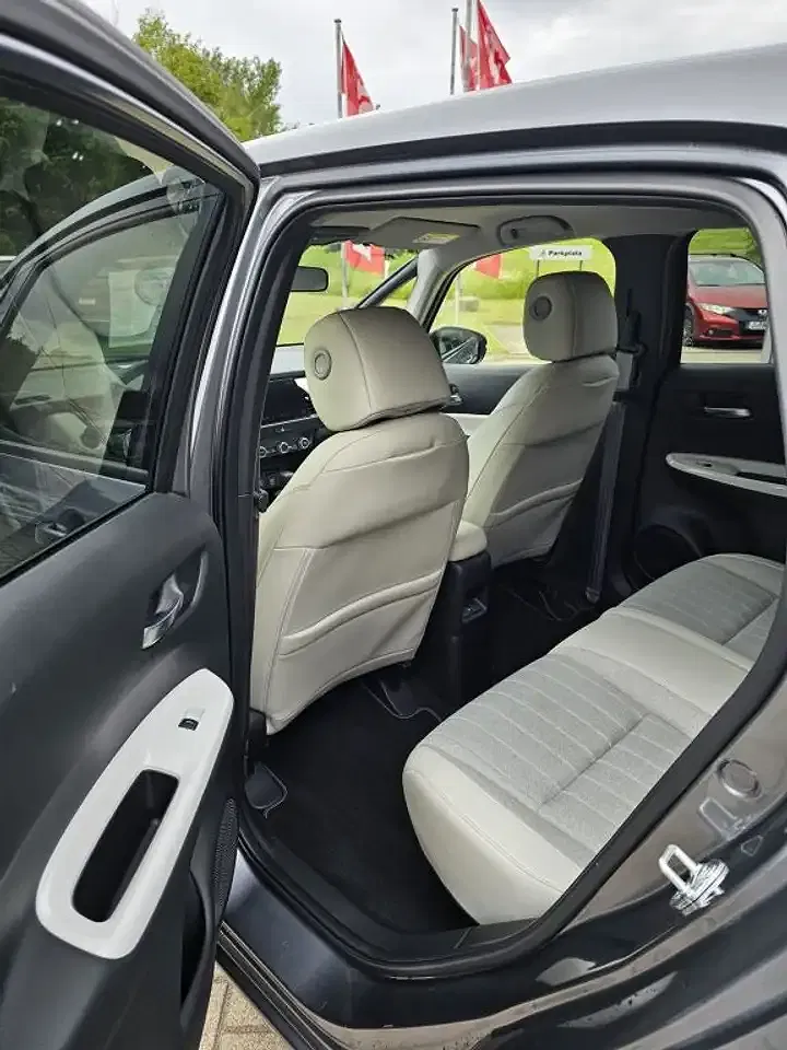 Honda Jazz 1.5 i-MMD Hybrid e-CVT Executive - Thumbnail 5