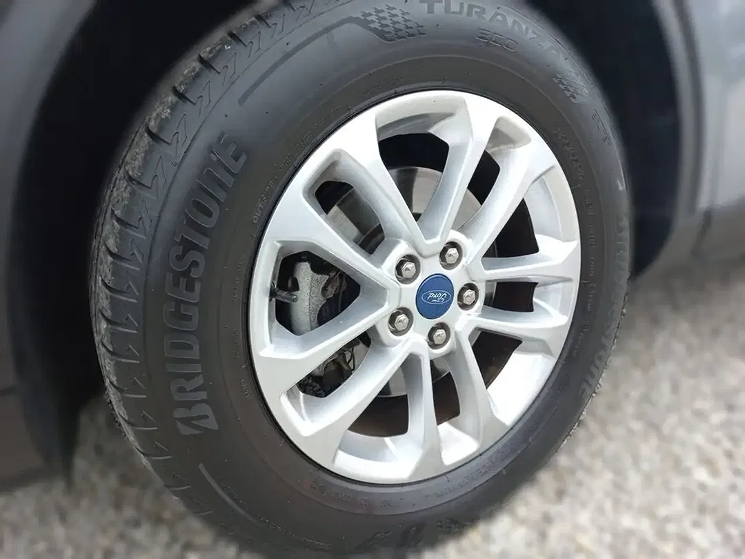 Ford Kuga Titanium - Thumbnail 8
