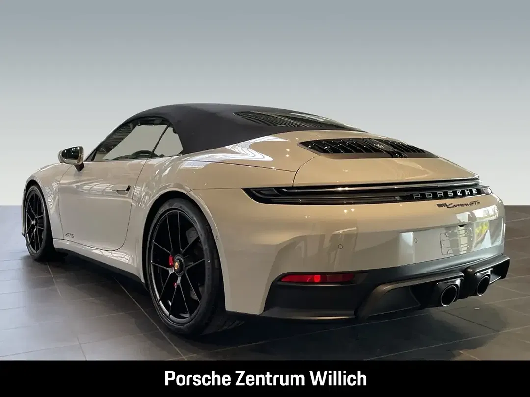 Porsche 992 Carrera GTS Cabriolet - Thumbnail 3