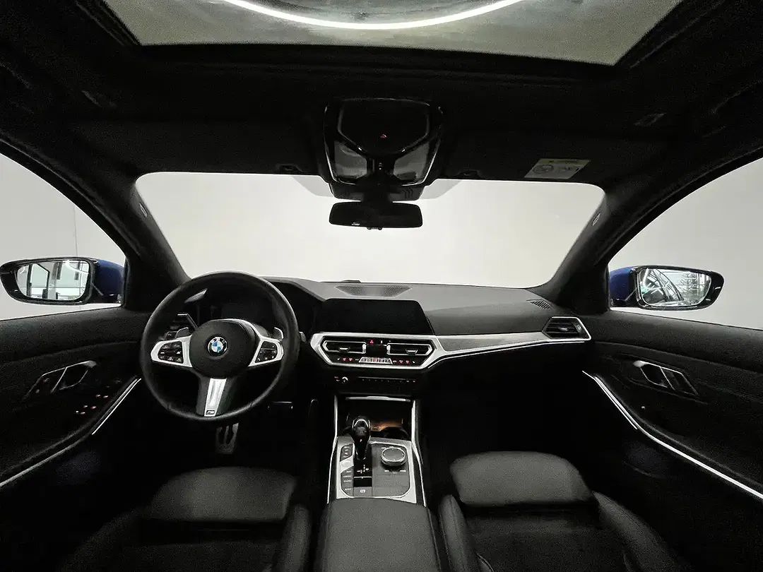 BMW 320 xDrive M Sport - Thumbnail 13