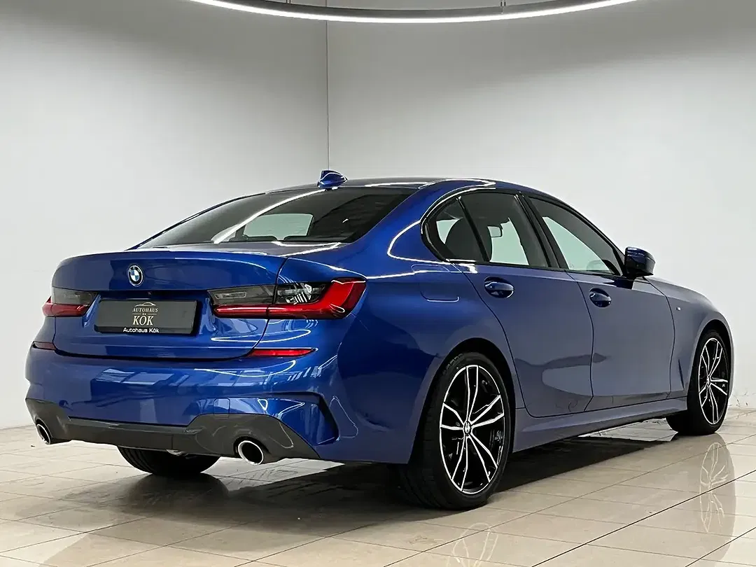 BMW 320 xDrive M Sport - Thumbnail 6