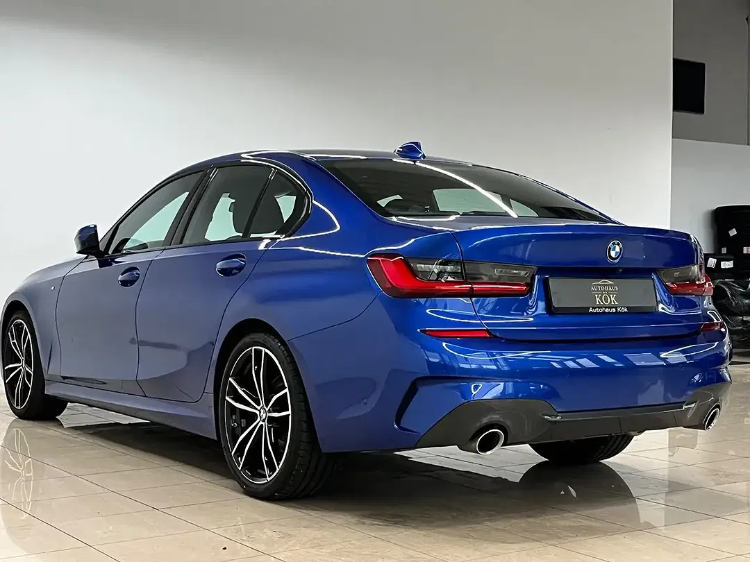 BMW 320 xDrive M Sport - Thumbnail 8