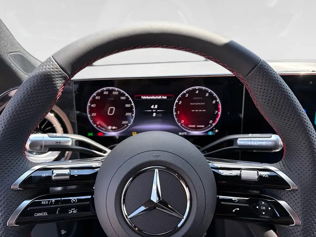 Mercedes-Benz CLA 200 4MATIC AMG Line Night - Thumbnail 11