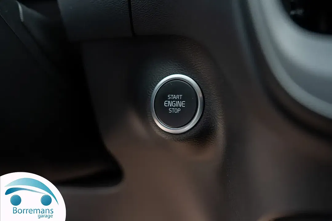 Volvo XC40 Momentum Core - Thumbnail 10