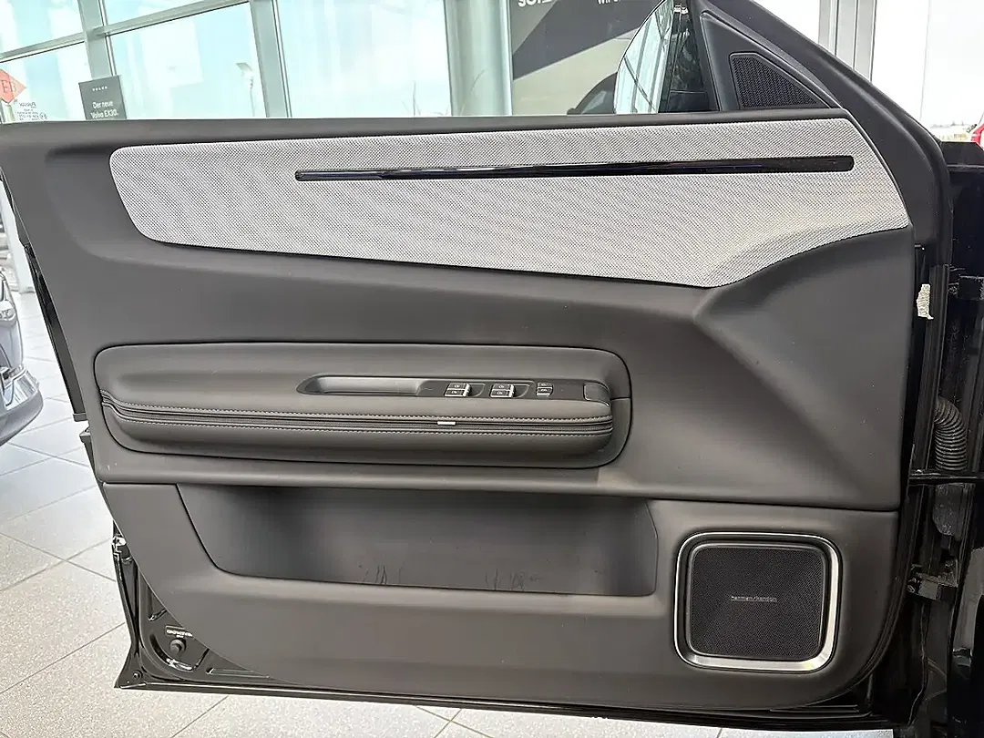 Polestar 4 100 kWh Long Range Dual Motor Plus - Thumbnail 10