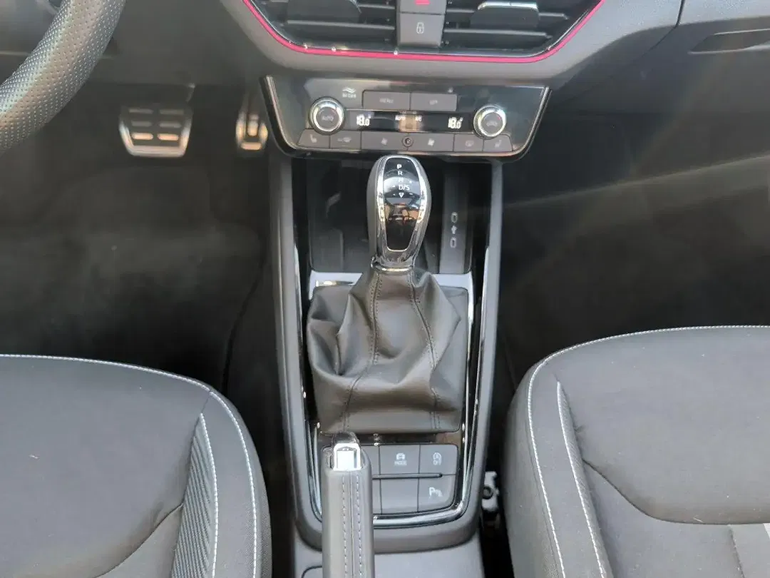 Skoda Kamiq 1.0 TSI DSG Monte Carlo - Thumbnail 13