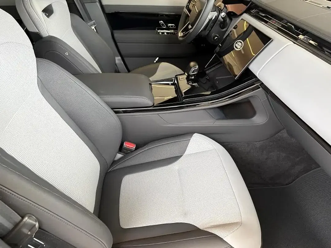 Land Rover Range Rover Sport P635 SV - Thumbnail 7