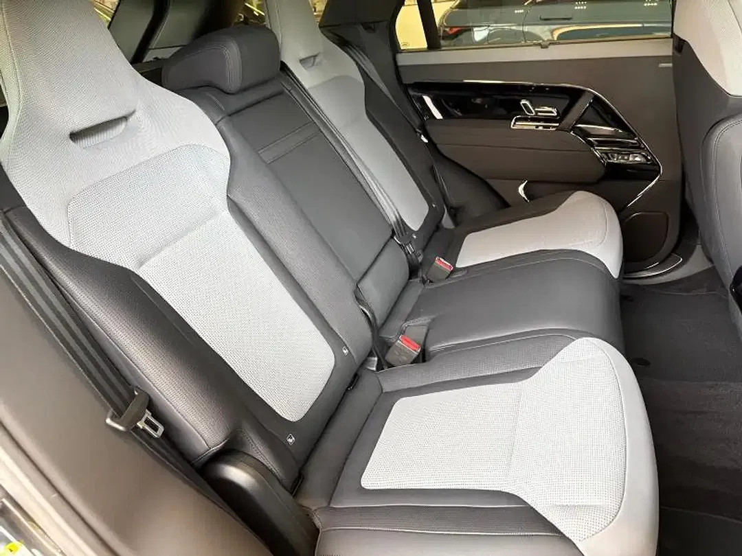 Land Rover Range Rover Sport P635 SV - foto 9