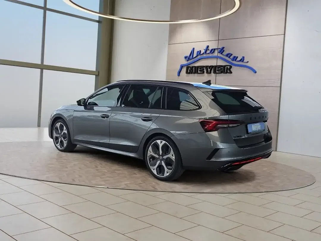 Skoda Octavia 2.0 TSI vRS - Thumbnail 3