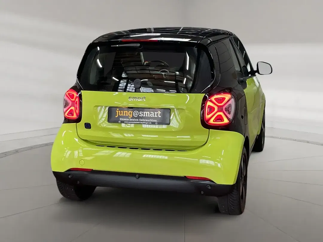 smart forTwo - Thumbnail 3