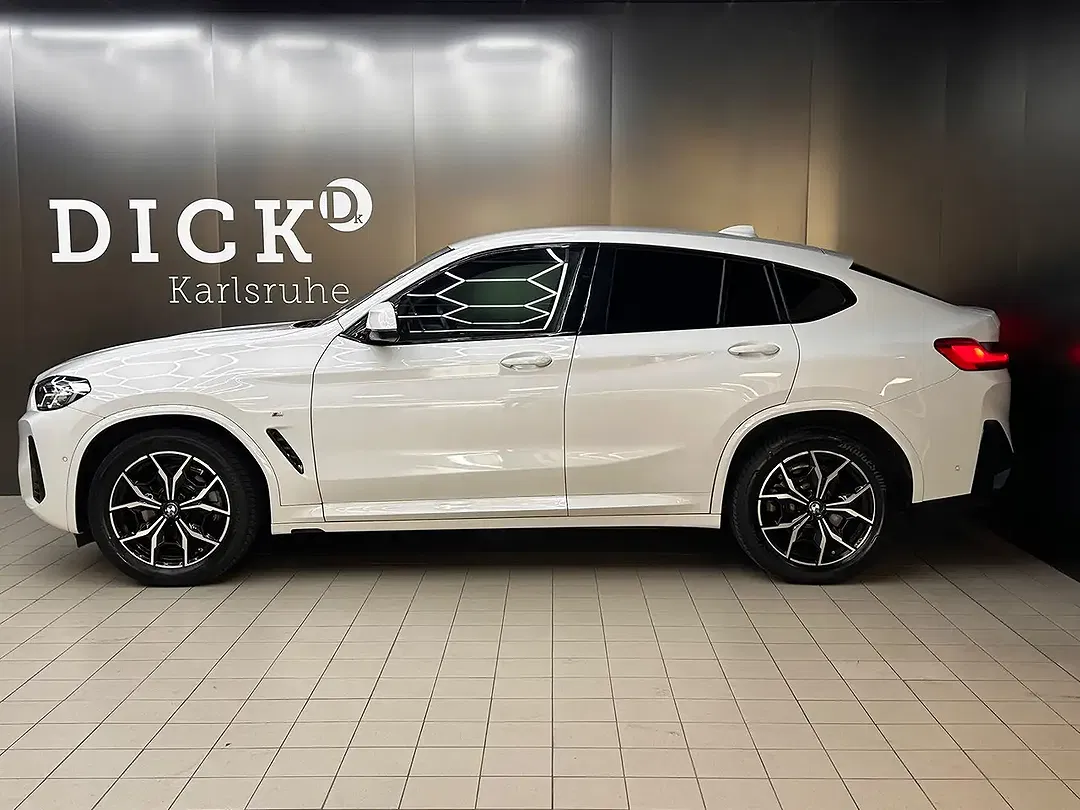 BMW X4 M Sport - Thumbnail 4