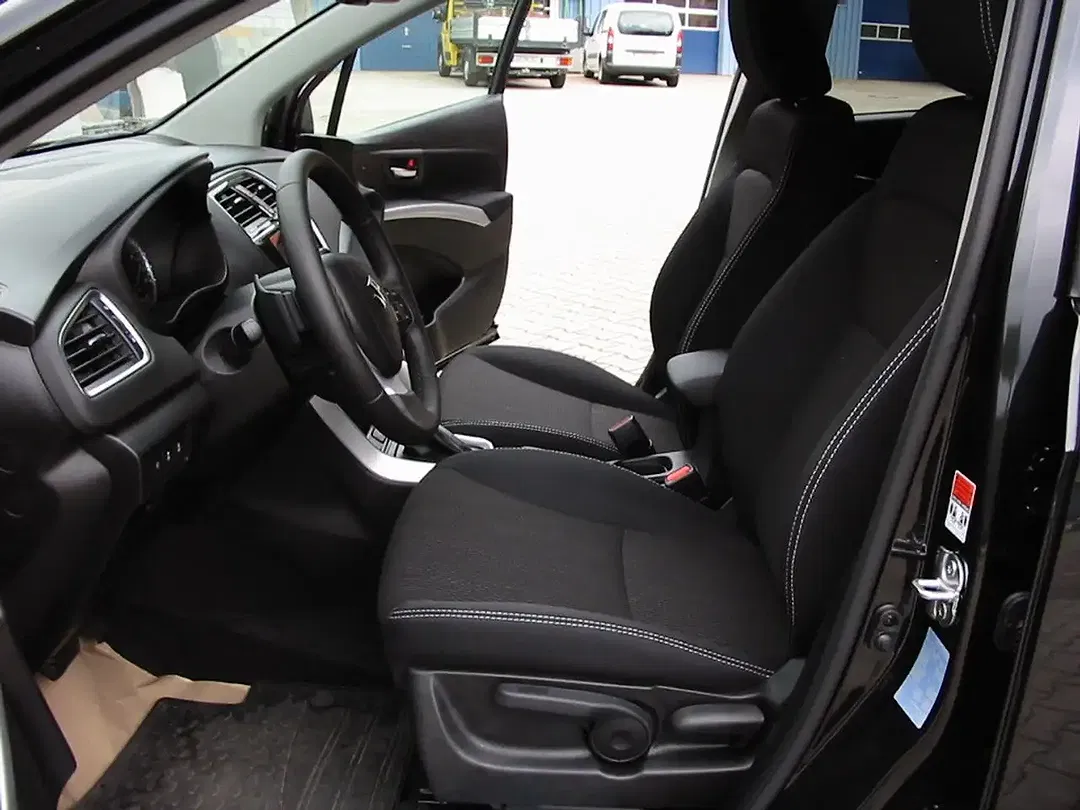 Suzuki SX4 S-Cross Turbo AllGrip Comfort - foto 19