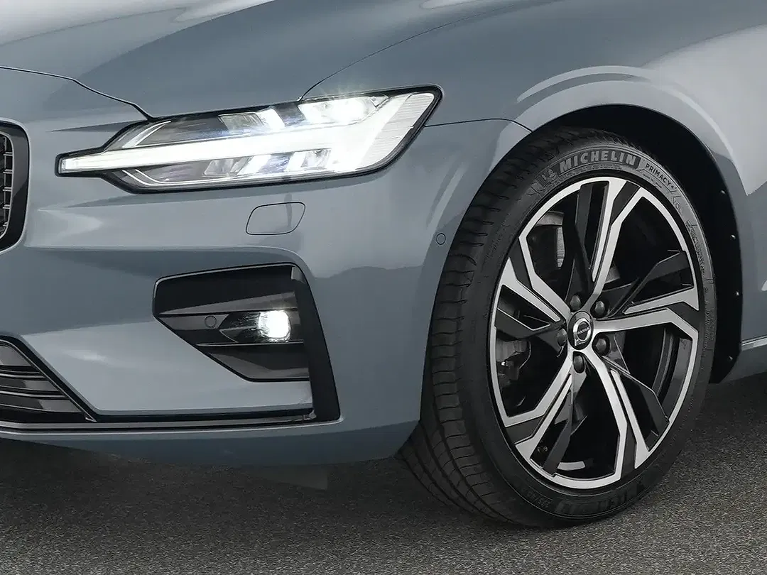 Volvo S60 B5 AWD Ultimate Dark - Thumbnail 9