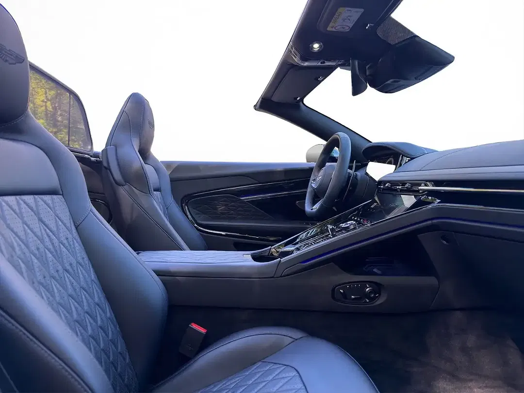 Aston Martin DB12 4.0 V8 Volante - Thumbnail 16