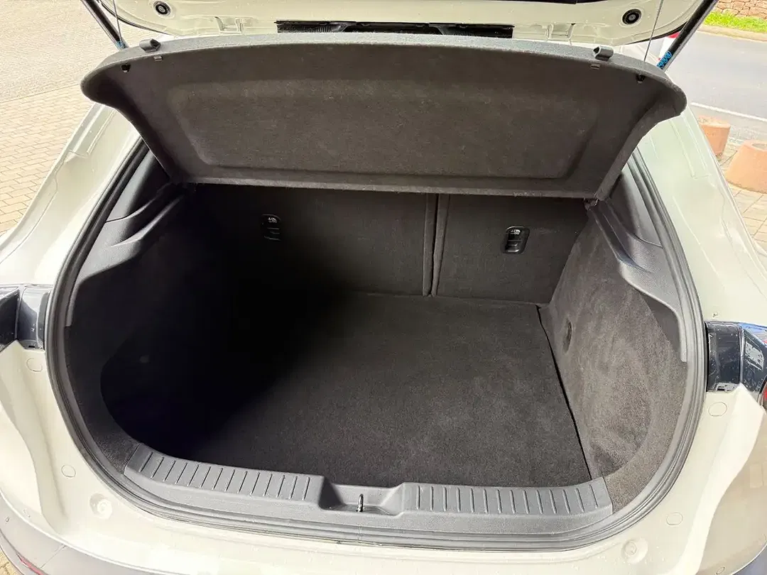 Mazda CX-30 2.0 SKYACTIV-G MHEV - Thumbnail 15