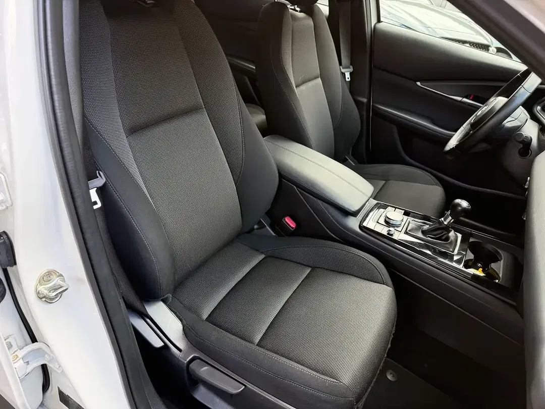 Mazda CX-30 2.0 SKYACTIV-G MHEV - Thumbnail 16