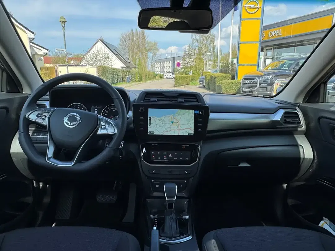 KGM Tivoli - Thumbnail 6