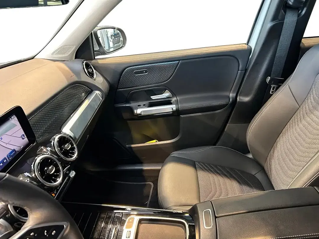 Mercedes-Benz GLB 200 MBUX Progressive - Thumbnail 4